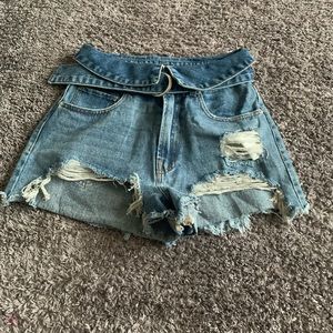 Forever 21 ripped Jean shorts